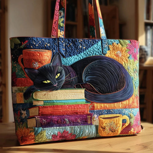 Quiltad väska – Svart katt med böcker och muggar