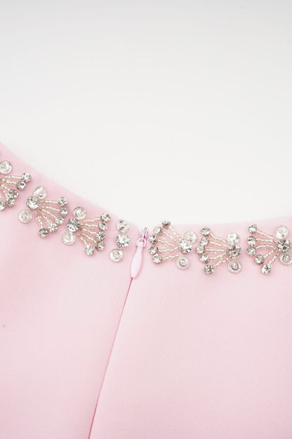 Vestido Midi Acampanado Linda con Lazo de Cristal y Detalles Elegantes